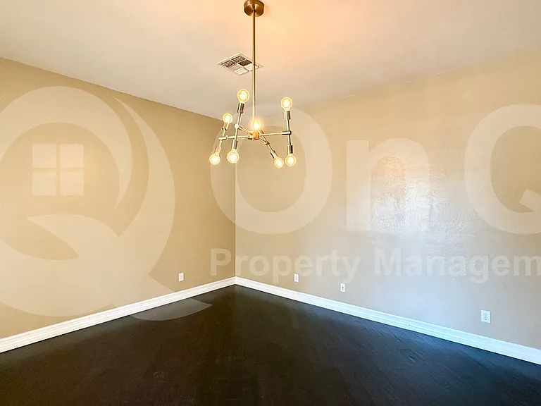 3115 E Ironside Ct — Photo 13