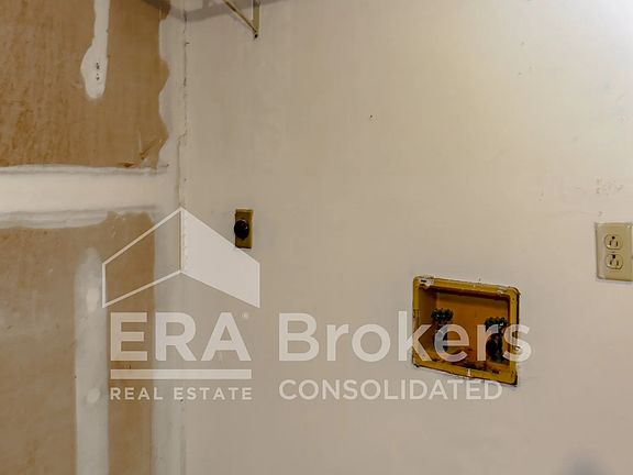 3rd image of 4506 Lago Cir #A