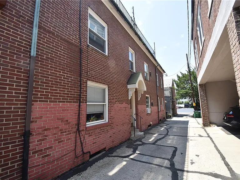 4 Bennett Ct — Photo 13