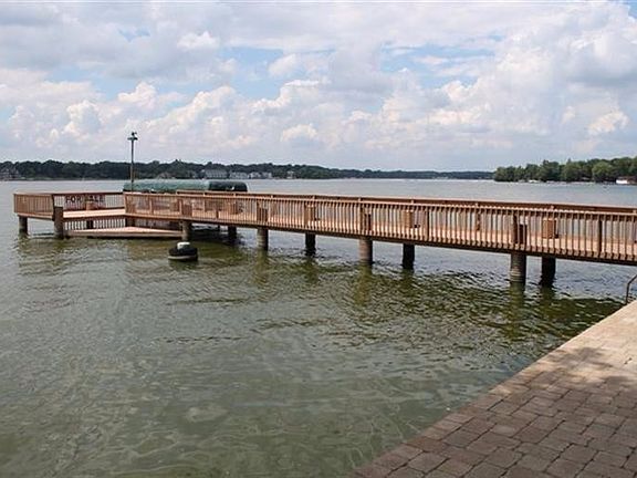 3rd image of 14320 E Lake Shore Dr