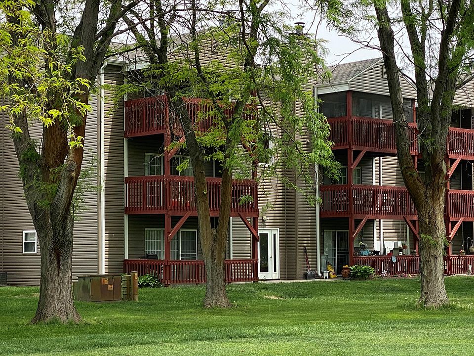 1st image of 2809 Macineery Dr APT 2301