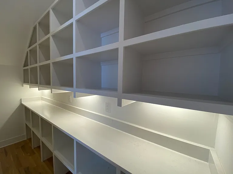 Walk-in Pantry