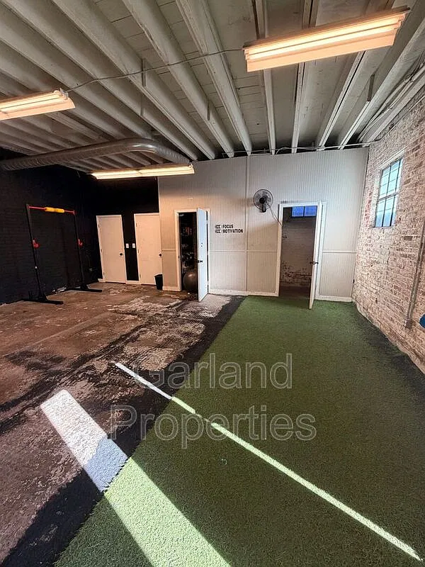 601 11th St NW — Photo 1