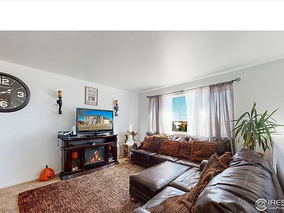 4th image of 4593 Cottonwood Ct