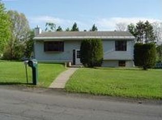 12 Sand Rd, Castleton, NY 12033