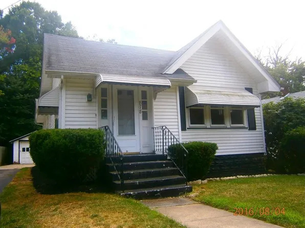 878 Fess Ave, Akron, OH 44307