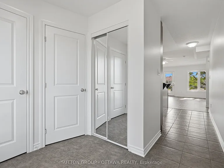 2563 Longfields Dr — Photo 6