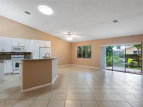 5th image of 11808 NW 32nd Ct