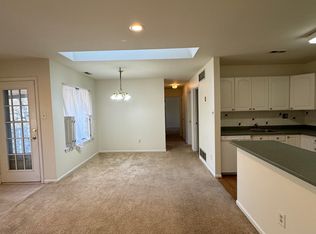 1008 Diamond Dr, Newtown, PA 18940