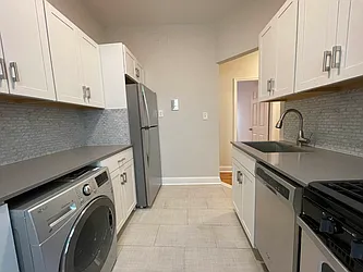 Rented by Hillel Realty Group