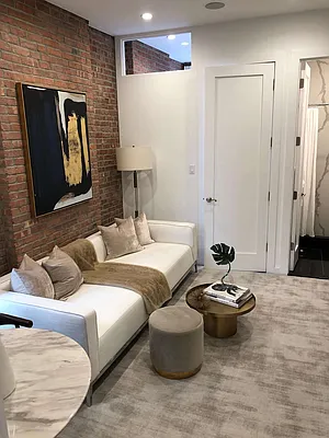 Rented by Compass | media 18