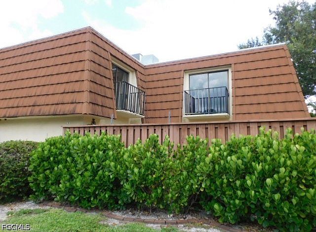 1st image of 5235 Cedarbend Dr APT 4
