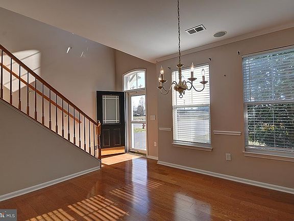 4th image of 29464 Whitstone Ln