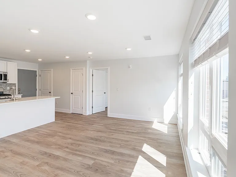 1616 N Bailey Street — Photo 12