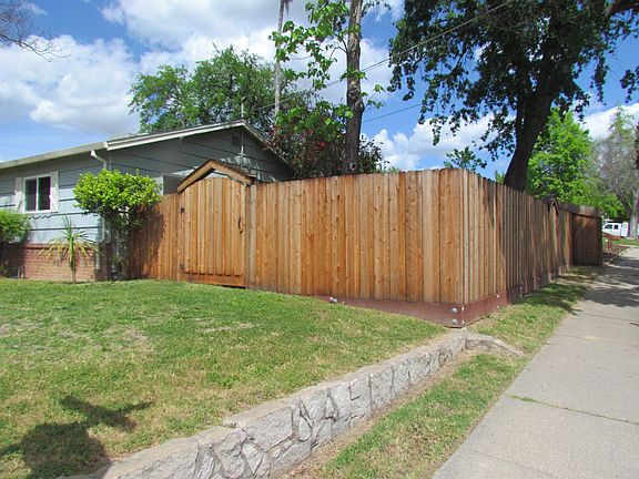 2nd image of 5904 Dewey Dr