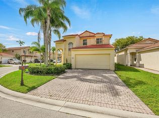 1688 SW 158th Ave, Pembroke Pines, FL 33027