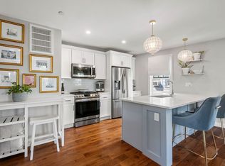 20 Crestway Rd #3, Boston, MA 02128