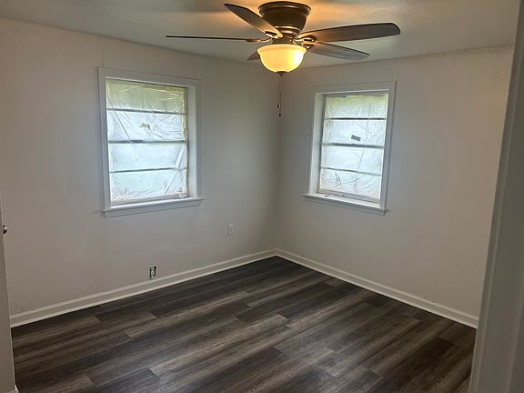 4th image of 527 Old Rafe Meyer Rd
