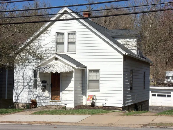 859 E Maiden St, Washington, PA 15301