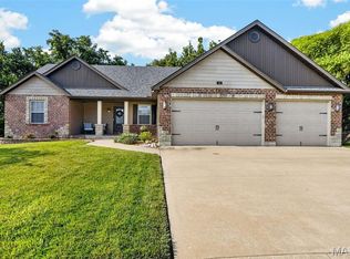 132 Miranda Ct, Wentzville, MO 63385