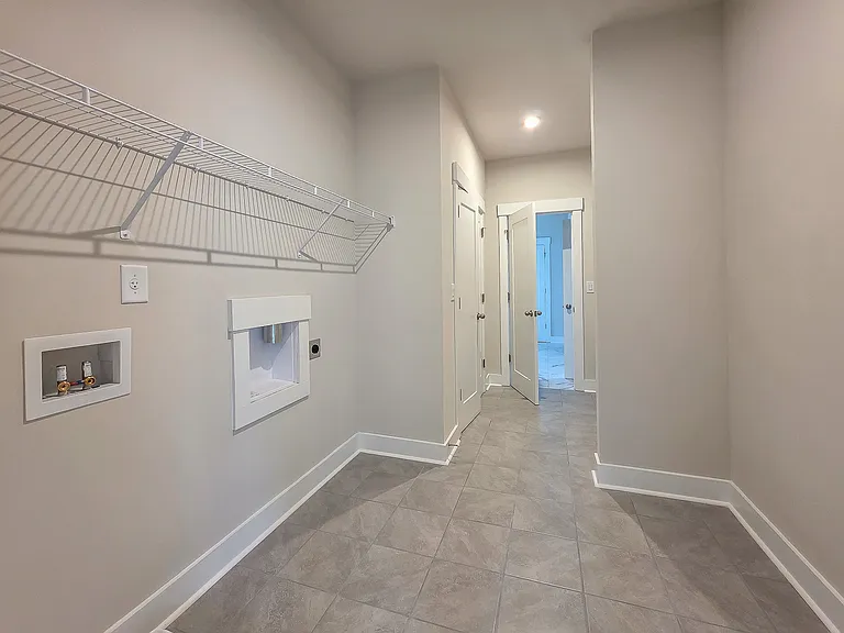 663 Dugout Dr — Photo 32