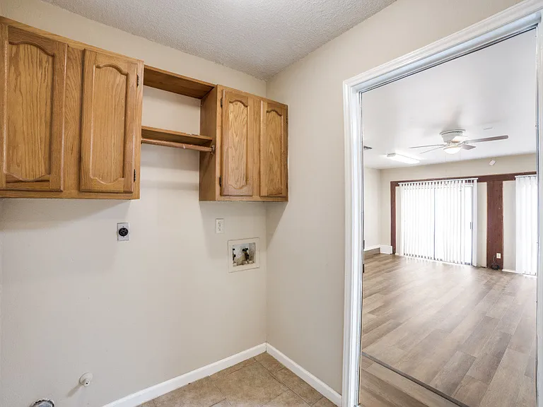 8727 Timberwilde St — Photo 17