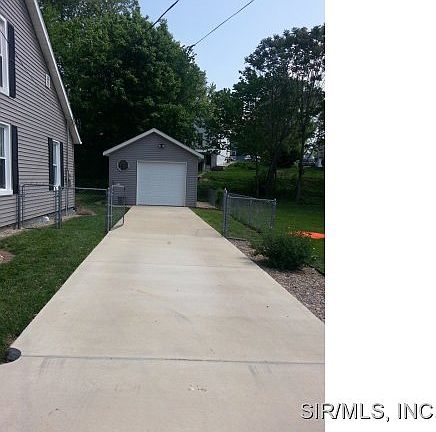 3rd image of 183 S Main St