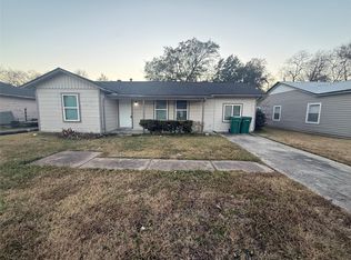 2227 Westway St, Orange, TX 77630