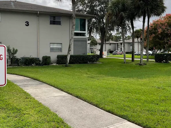 3 Lake Vista Trail #105, Port St Lucie, FL 34952