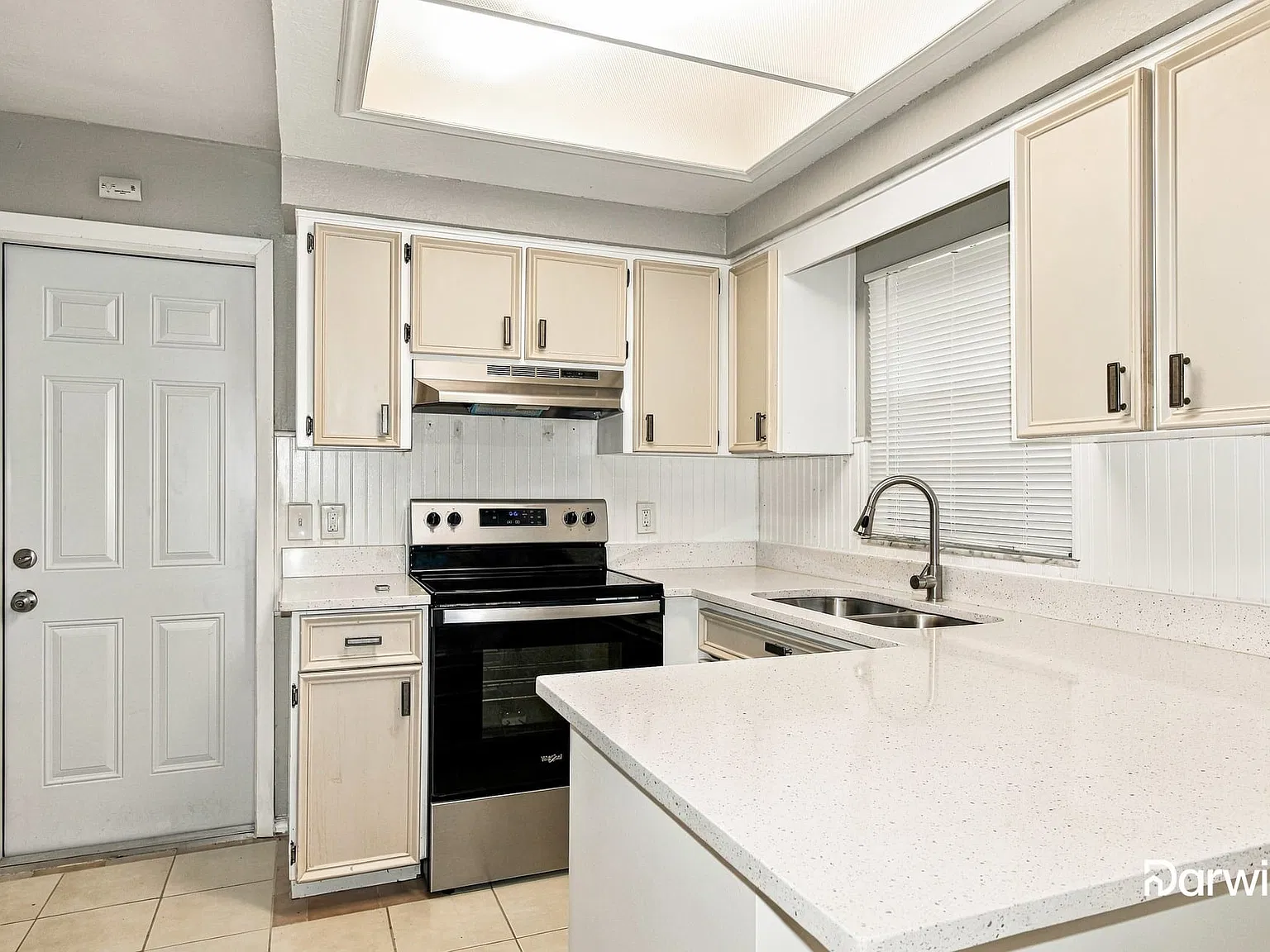 2 bed, 1.0 bath, 846 sqft, $1,480 — Photo 3
