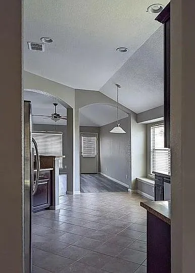 7703 Redstone Mnr — Photo 7