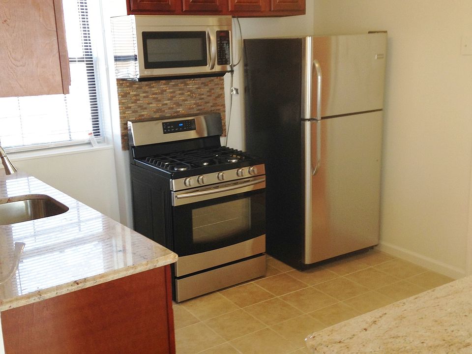 1st image of 2545 18th St APT 9