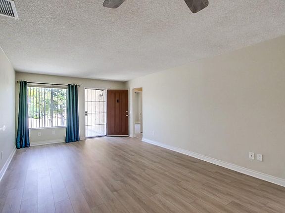4th image of 4755 Live Oak Ct