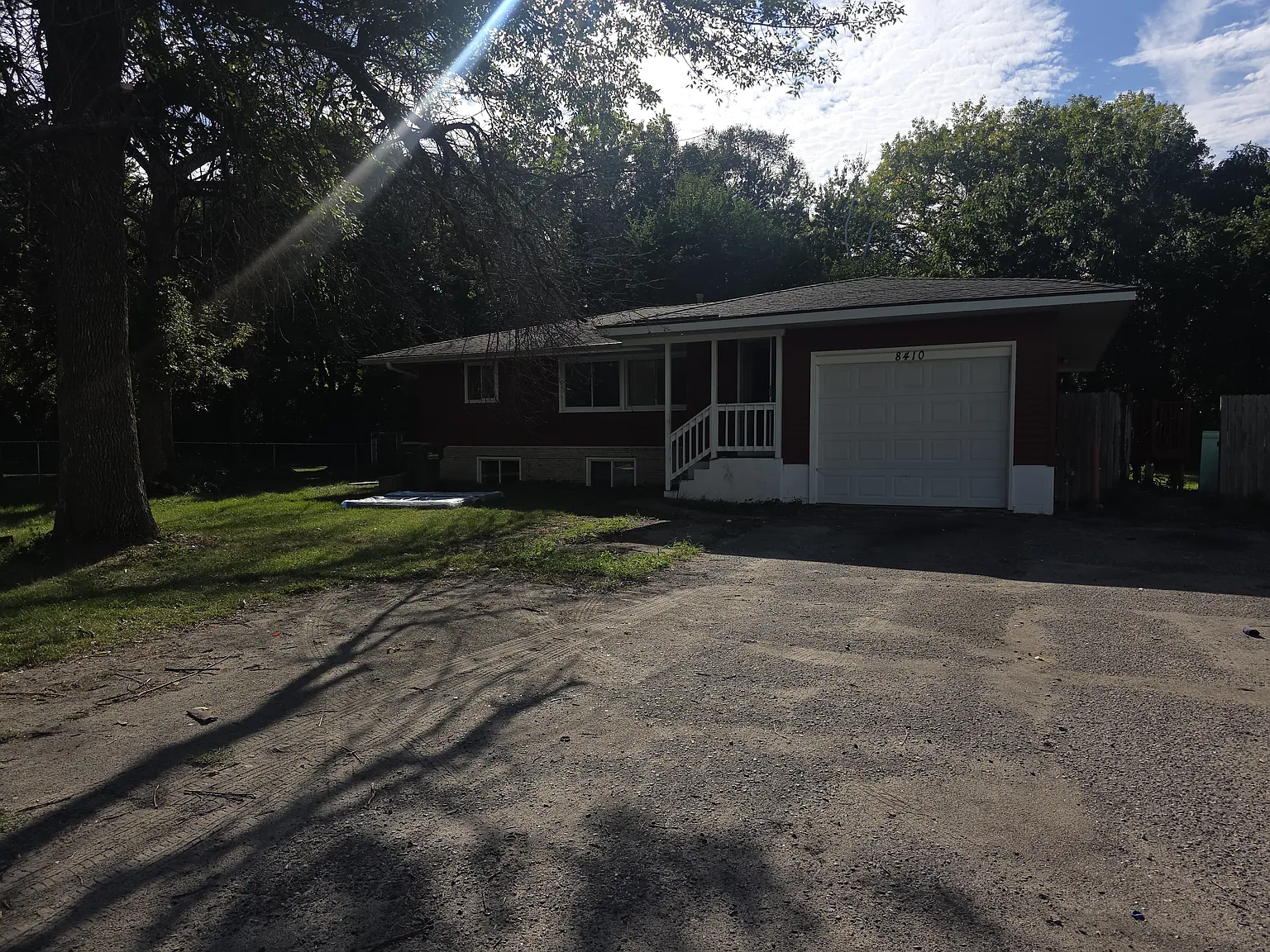 6 bed, 2000 sqft, $3,000 — Photo 2
