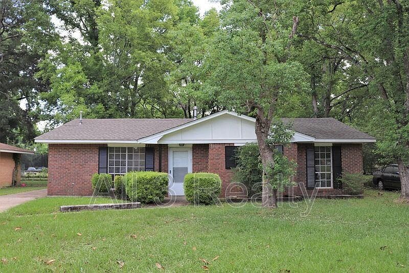 1st image of 526 Placid Dr