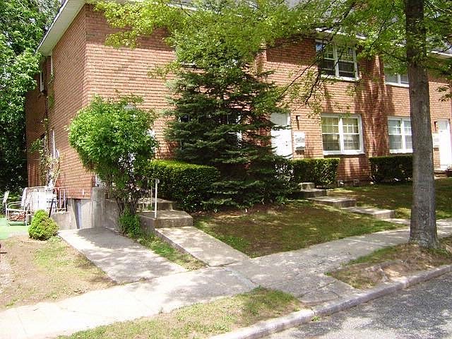 1st image of 110 Fayette Ave #A1