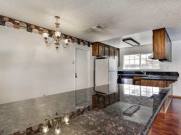 5th image of 7132 Catamaran Dr