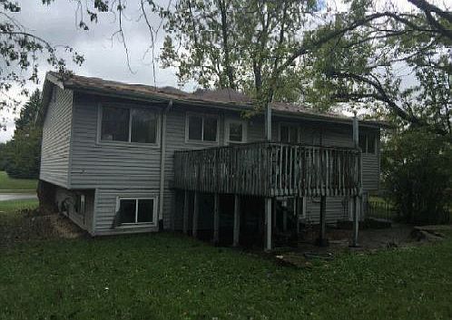 2nd image of 211 N Orchard Dr