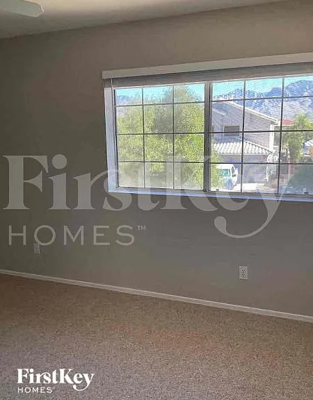 11335 N Silver Pheasant Loop — Photo 8