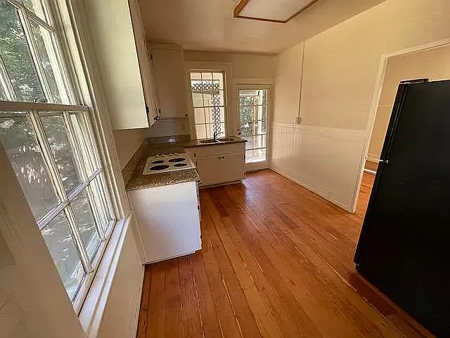 1230 Browns Aly — Photo 4