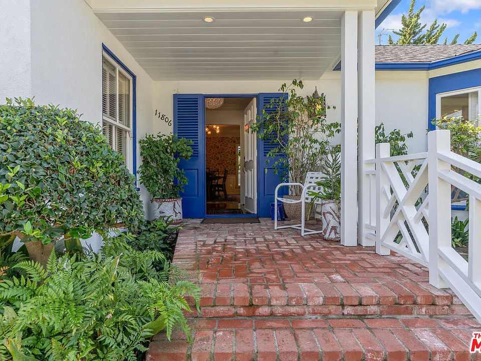 11806 Bellagio Rd