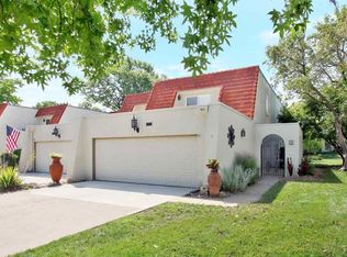 13 E Via Roma Dr, Wichita, KS 67230