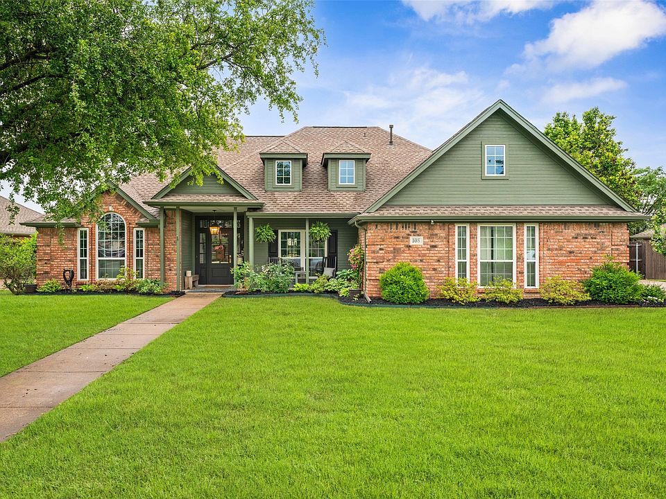 1st image of 108 Honeysuckle Dr