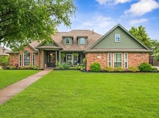 108 Honeysuckle Dr, Justin, TX 76247