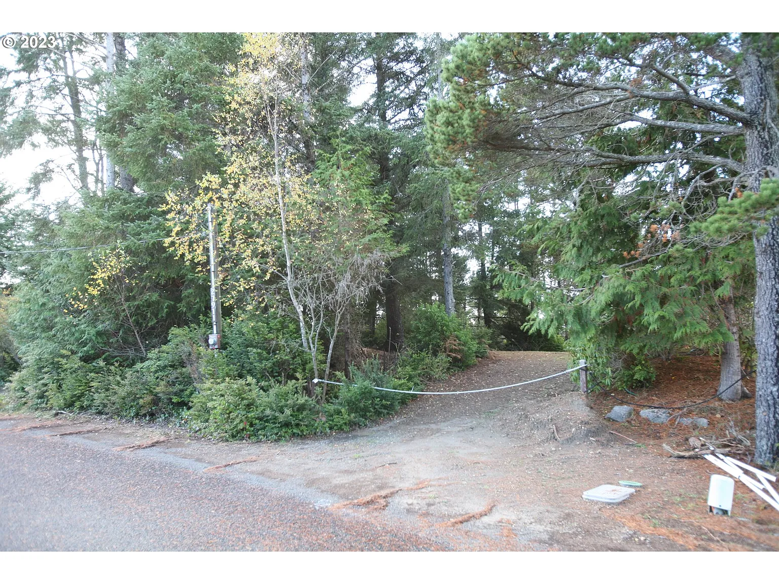 27911 K St photo 1