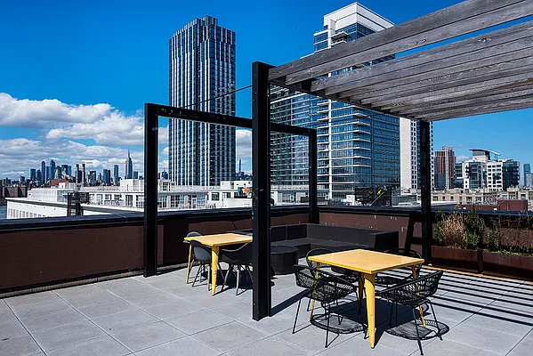 Rented by Compass | media 135