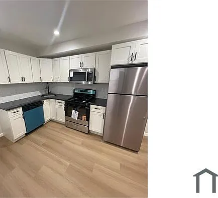 2038 Orleans St — Photo 12