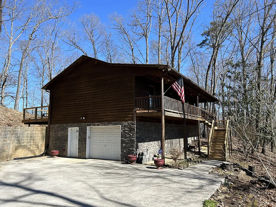 127 Tower Dr