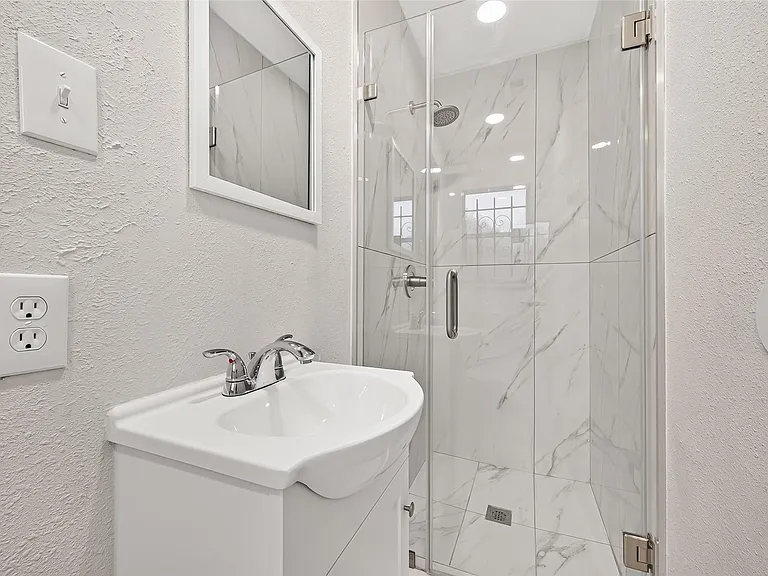 3102 Knotty Oaks Trl — Photo 28