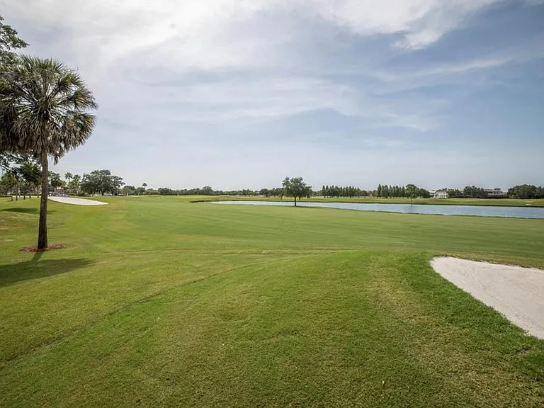 2049 Skimmer Ct W — Photo 23